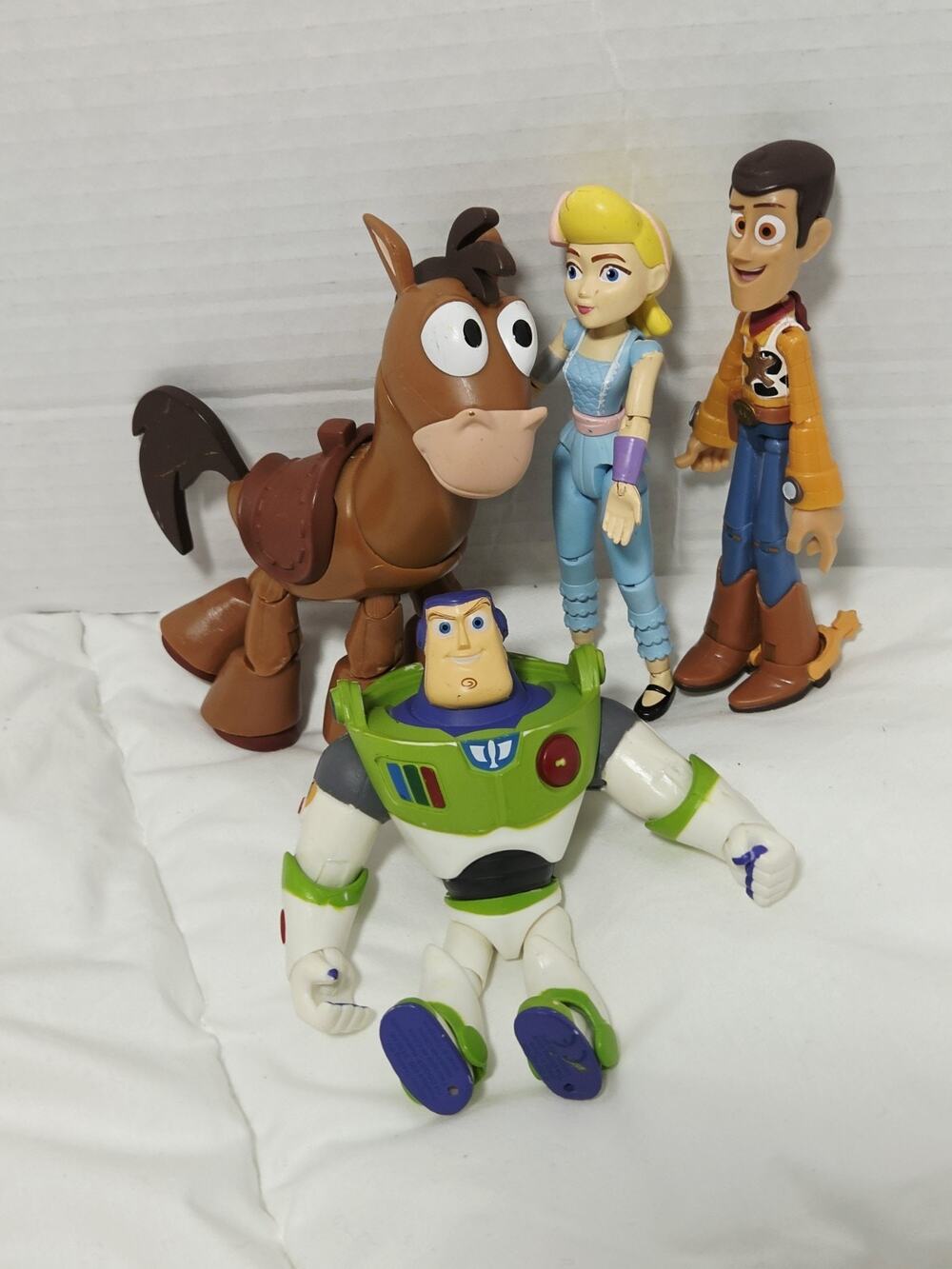 Disney Toy Story Lot of 4 Woody Bo-Peep Buzz Bullseye Poseable Pixar Action Figu